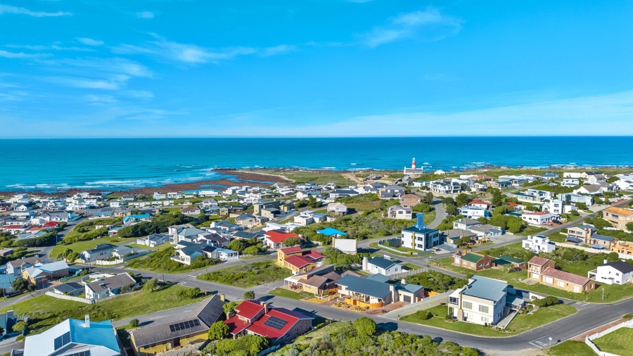 4 Bedroom Property for Sale in Agulhas Western Cape